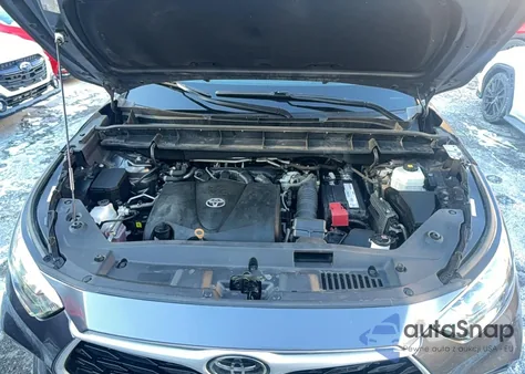 2021 Toyota Highlander L z USA, uszkodzony, nr VIN 5TDCZRBH6MS528171